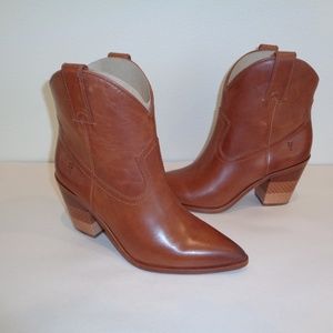 frye faye chevron